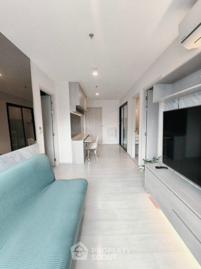picture 2-BR Condo at Life Asoke near ARL Makkasan (ID 2243939) - 3/12