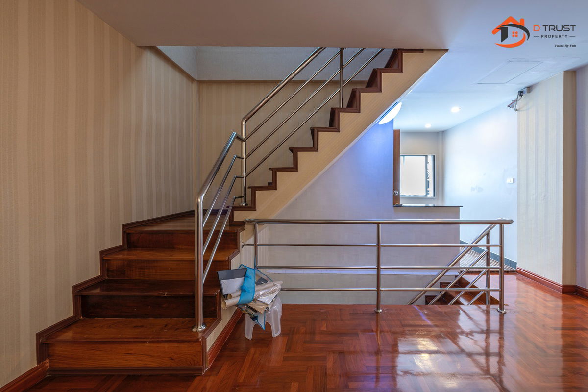 รูป ให้เช่า ทาวน์โฮม 4ชั้น สาทรซอย 9 ใกล้ BTS ช่องนนทรี มีเฟอร์ฯ - รูปที่ 11/22
