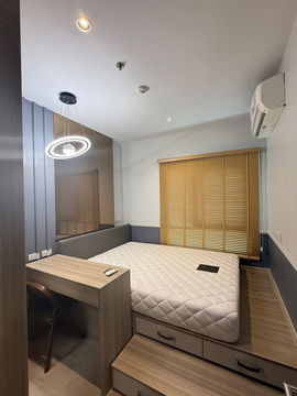Forrent Altitude Unicorn Sathorn-Thapra Condominiums 
