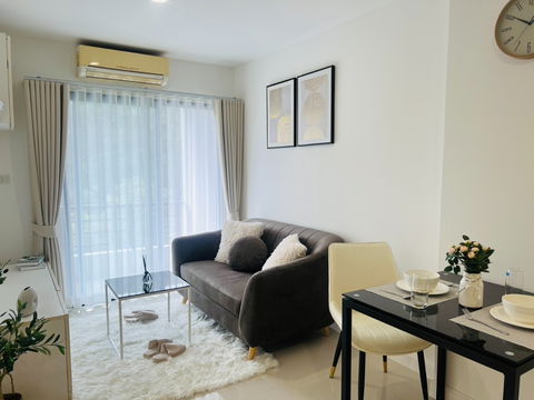 For sale The Next 1, great location beautiful unit, good price. Call (0955752068 Miss. Chompoo)