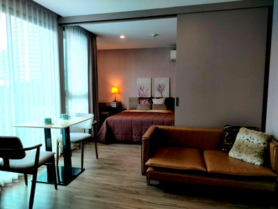 Condos for rent : For Rent: The Teak Sukhumvit 39