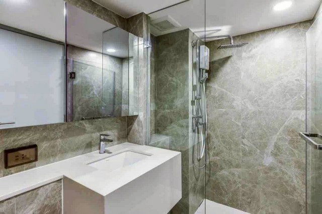 รูป C5931 ให้เช่า  :  คอนโด  โซโห​ แบงค็อก​ รัชดา  ( MRT ห้วยขวาง ) 064 665 4666 - รูปที่ 13/13