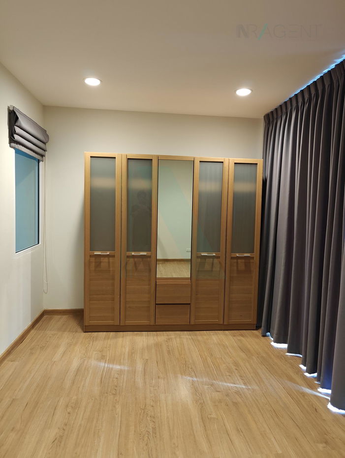 รูป 🚩 ให้เช่าทาวน์เฮาส์ 3 ชั้น บ้านกลางเมือง ลาดพร้าว 71 นาคนิวาส 34 3 ห้องนอน 3 ห้องน้ำ - รูปที่ 2/8
