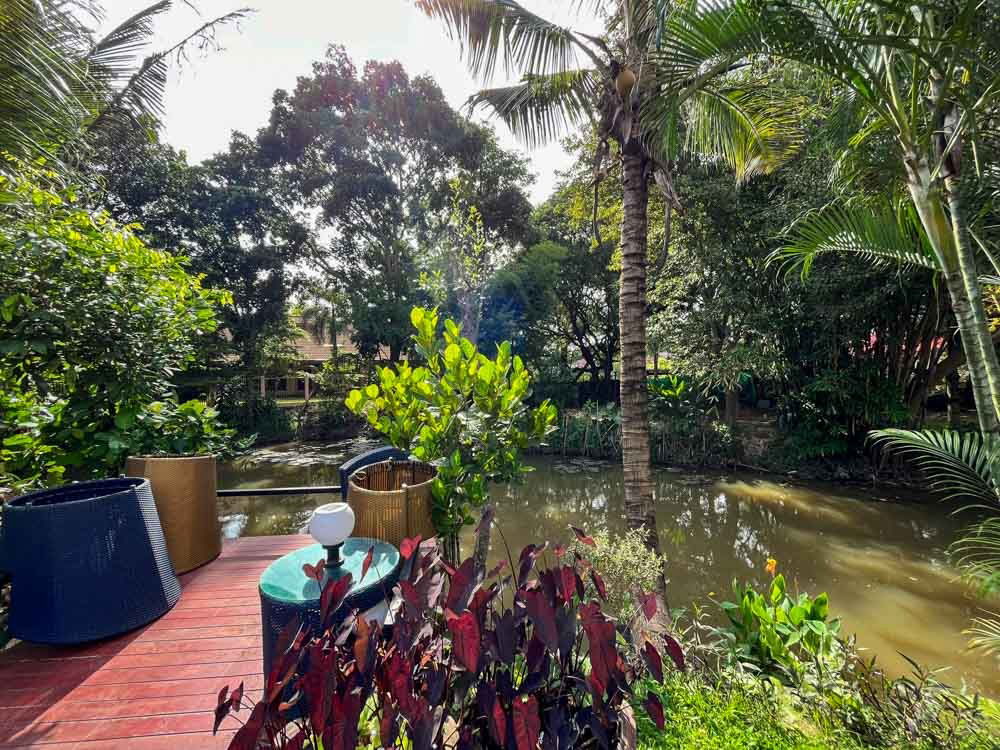 รูป โอกาสทอง! บ้านสวนริมน้ำสไตล์รีสอร์ทที่ดอยสะเก็ดเชียงใหม่  - รูปที่ 4/44