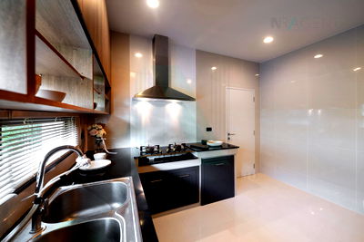 บ้านเดี่ยว ม.กรุงเทพธนบุรี : 🎉 ขายบ้านเดี่ยว โครงการ เศรษฐสิริ ทวีวัฒนา 2 ชั้น 5 ห้องนอน 5 ห้องน้ำ