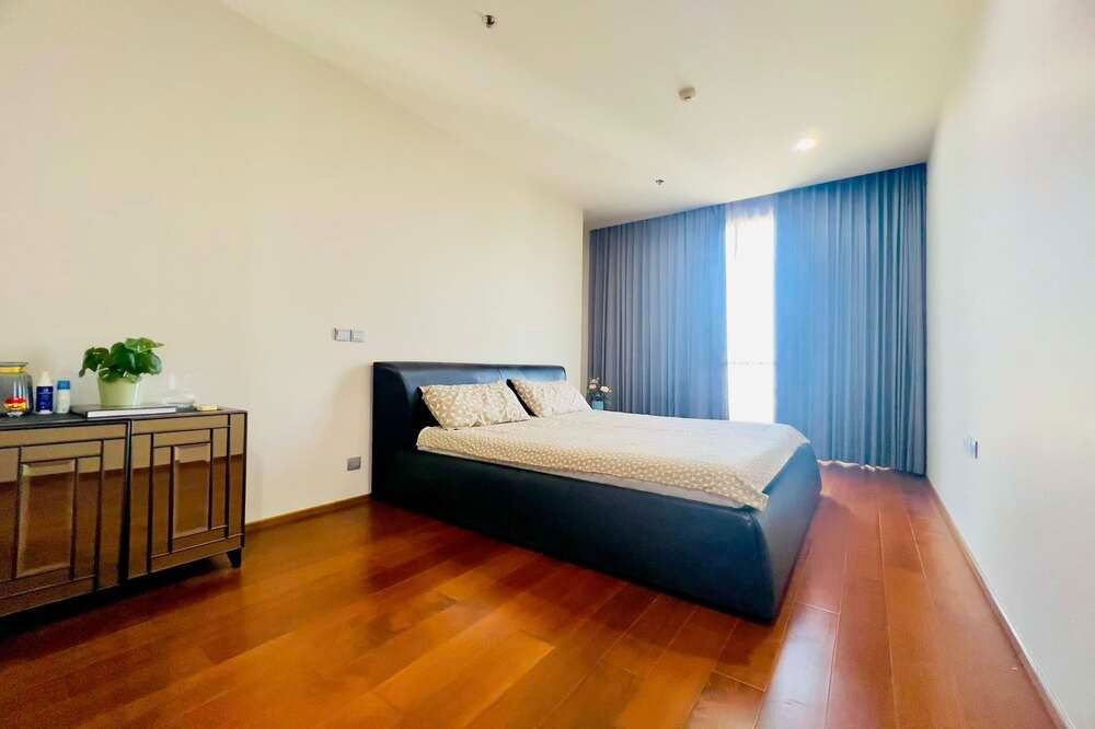 picture 🔥 For Sale !!🔥 Code C20230202740..........Quattro by Sansiri, 3 bedroom, 3 bathroom, high floor 30++, furnished, Special Deal!!📣📣 - 4/10