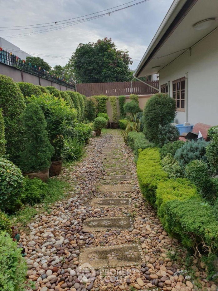 picture 4-BR House near BTS Talat Phlu (ID 2053664) - 6/9