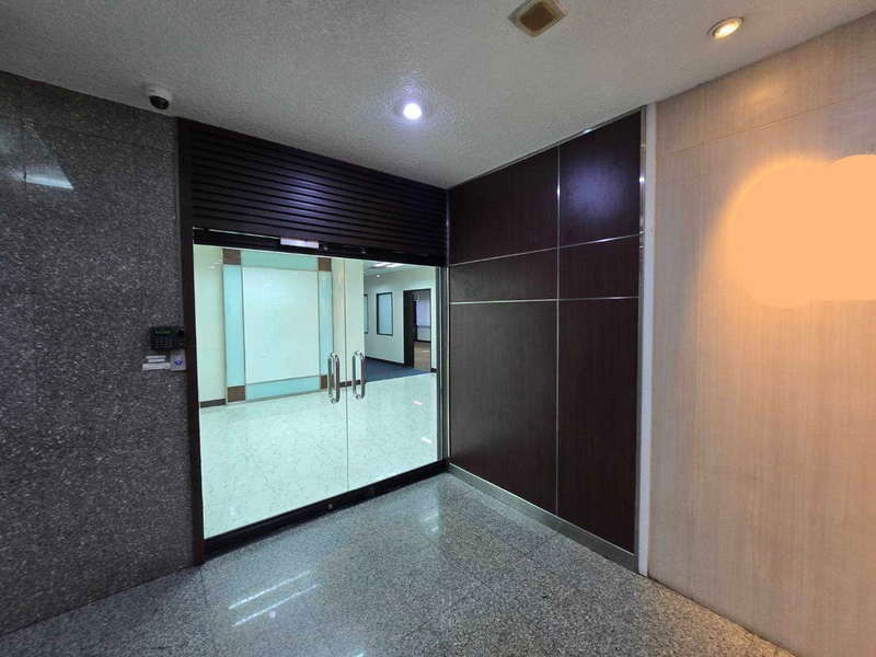 picture For Rent Bangkok Office Ratchadaphisek BTS Asok MRT Sukhumvit BRE24083 - 1/10