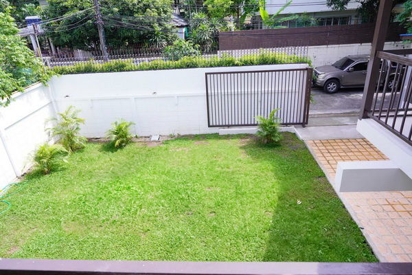 รูป [ให้เช่า] บ้านเดี่ยว ลาดพร้าว 48 / 5 ห้องนอน 5 ห้องน้ำ / 60 ตรว. 220 ตรม. **35,000** บ้านเดี่ยวพร้อมสวนร่มรื่นใจกลางลาดพร้าว ใกล้รถไฟฟ้าสถานีภาวนา - รูปที่ 2/11
