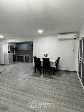 คอนโด 3-ห้องนอน ที่ ทองหล่อ ทาวเวอร์ คอนโดมิเนียม ใกล้ BTS ทองหล่อ (ID 2235647)