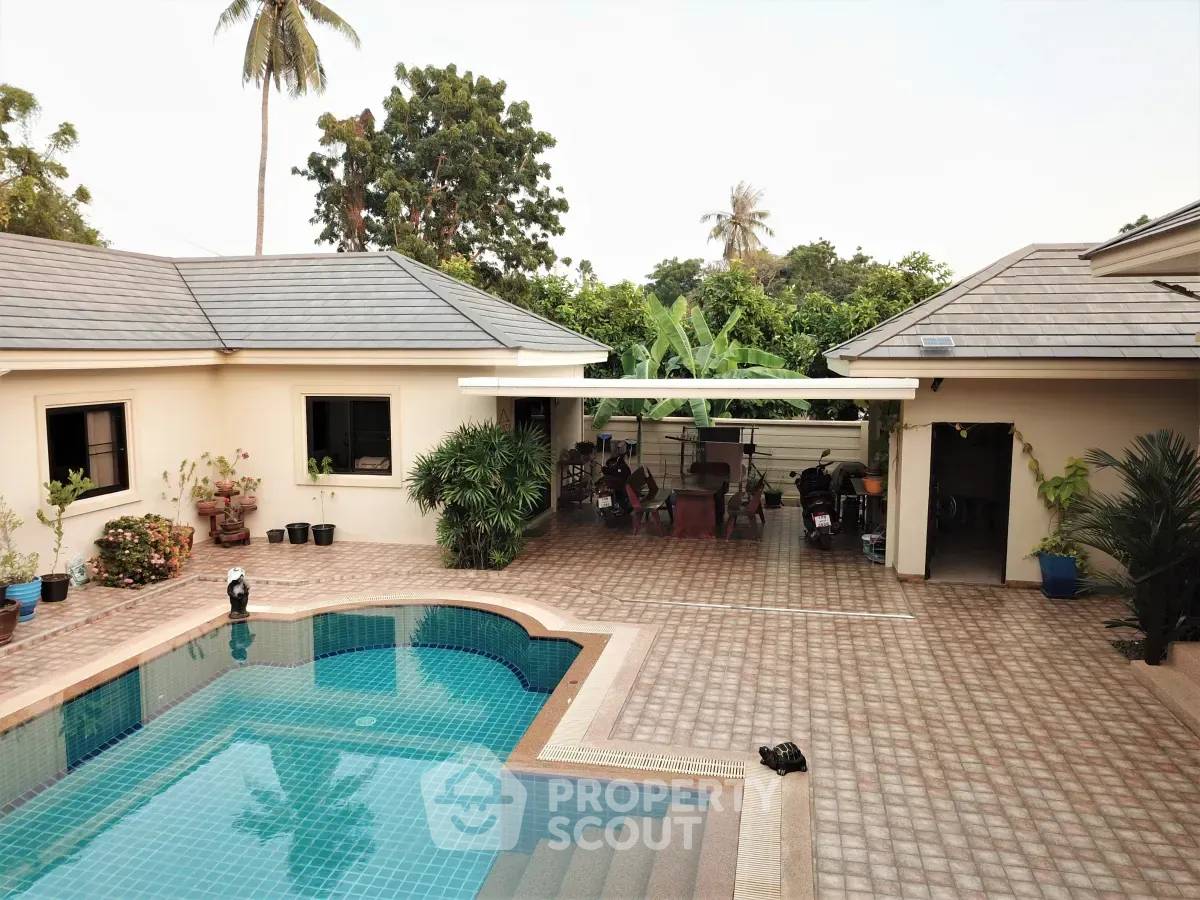 รูป วิลล่า 3-ห้องนอน ใกล้ หาดชะอำเหนือ (ID 992912) - รูปที่ 2/37