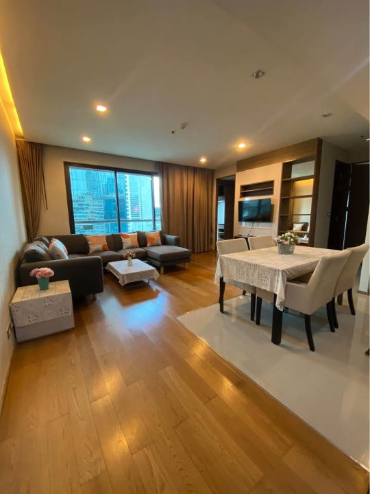 picture The Address Sathorn | BTS St. Louis  - 1/10