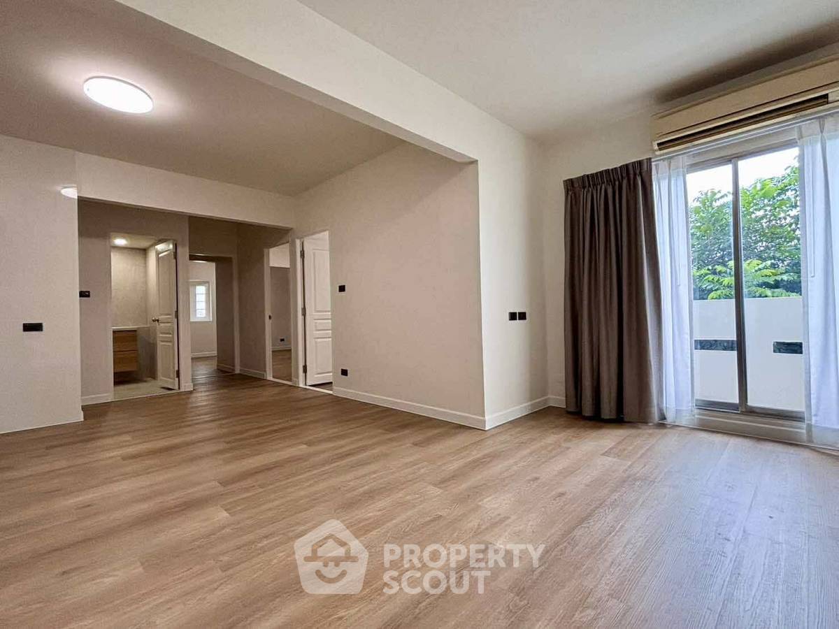 รูป คอนโด 2-ห้องนอน ที่ บ้านสวนธน รัชดา ใกล้ BTS เสนานิคม (ID 2244639) - รูปที่ 2/9