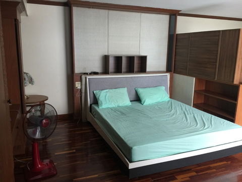 Studio Condominium @ Casa Espana
