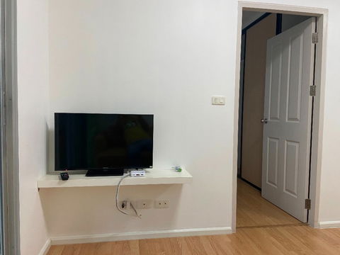 For rent (The Parkland Lite Sukhumvit-Paknam)