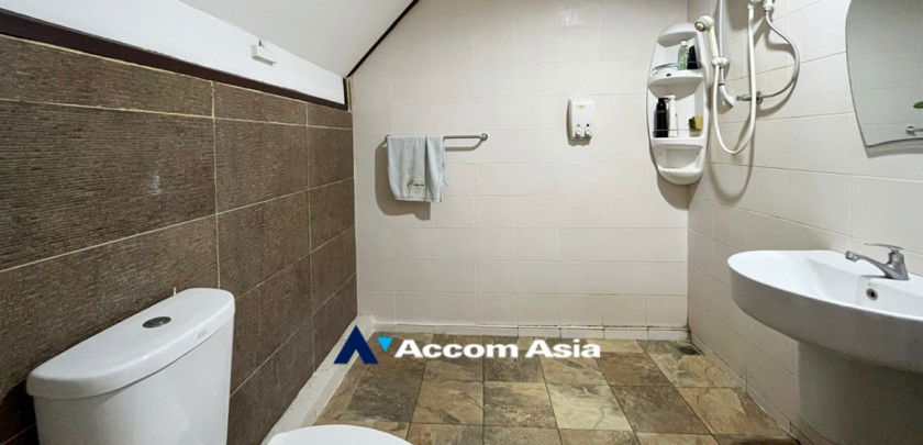 picture 🔼🔽 AccomA 📩  3 BR Townhouse in  (AA13908) - 15/19