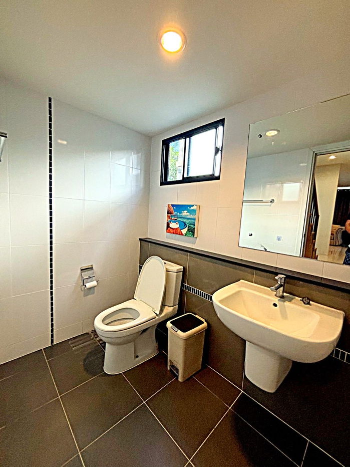 รูป บ้านให้เช่า ภัสสร เพรสทีจ – บางนา สุวรรณภูมิ 201 ตร.ม 4 นอน 3 น้ำ 55,000 เครื่องใช้ฟ้าครบ ห้องสวยพร้อมอยู่  คุณบี โทร 064-146-6445 (R571103) - รูปที่ 21/29