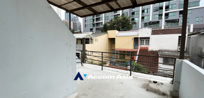 picture 🔼🔽 AccomA 📩  3 BR Townhouse in  (AA13908) - 19/19