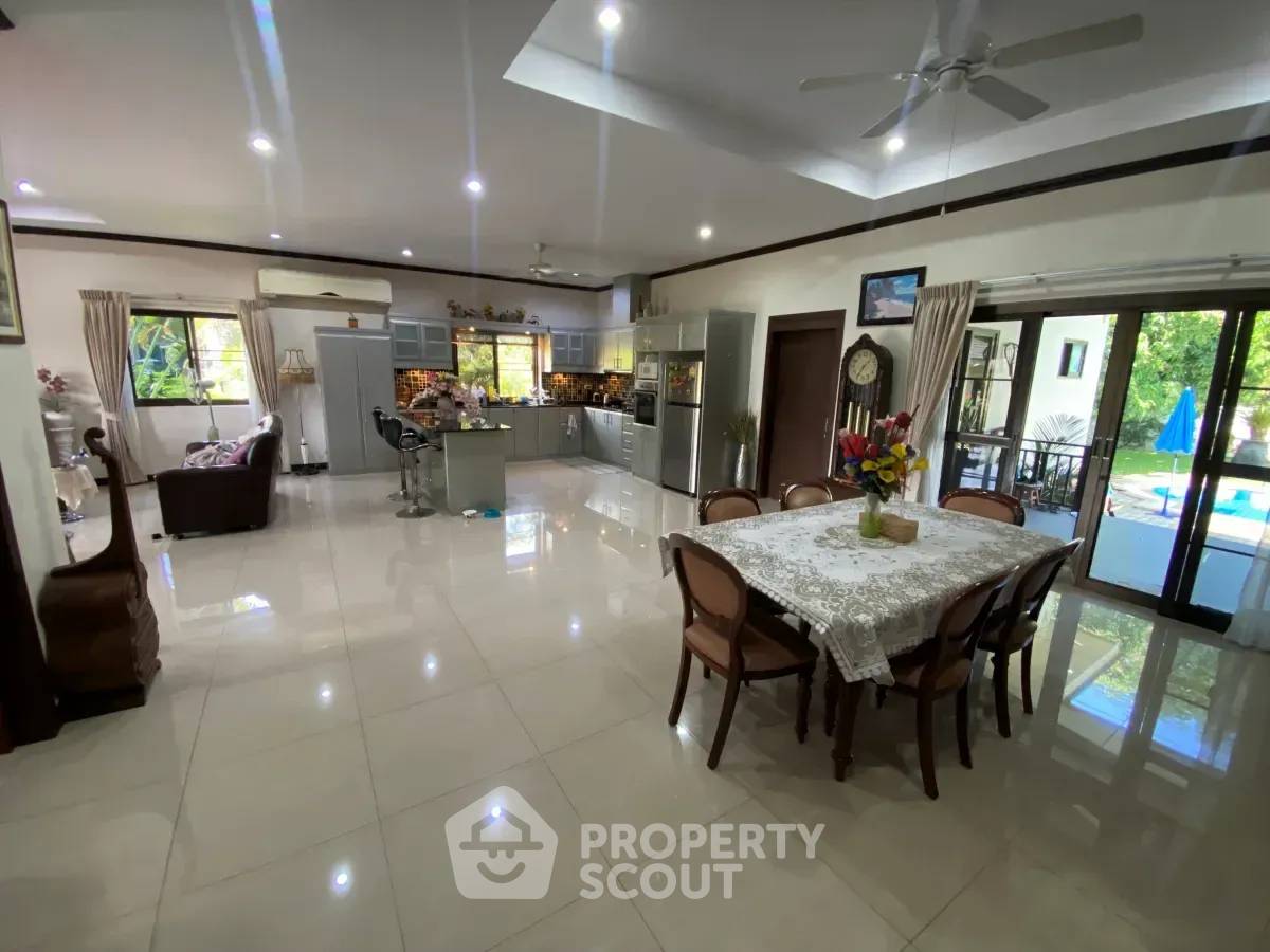 รูป วิลล่า 3-ห้องนอน ใกล้ หาดชะอำเหนือ (ID 992912) - รูปที่ 19/37
