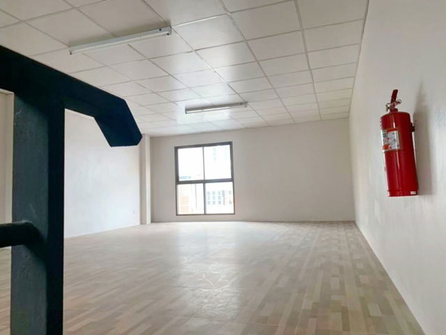 picture BTS Pak Nam 998m. City Hall Commercial building for rent 2 units 3-storey 41 sq.wa. 492 sq.m. Chao P - 4/8