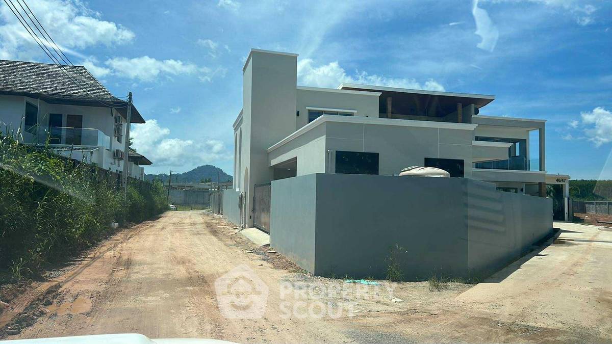 รูป วิลล่า 4-ห้องนอน ใน ถลาง (ID 1556802) - รูปที่ 13/17