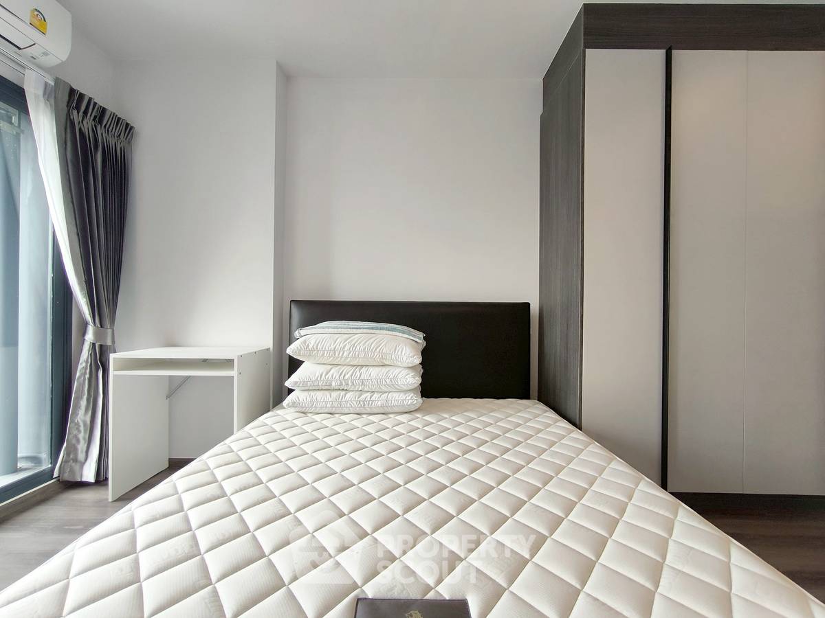 picture 2-BR Condo at Ideo Rama 9 - Asoke near MRT Phra Ram 9 (ID 2244265) - 3/12