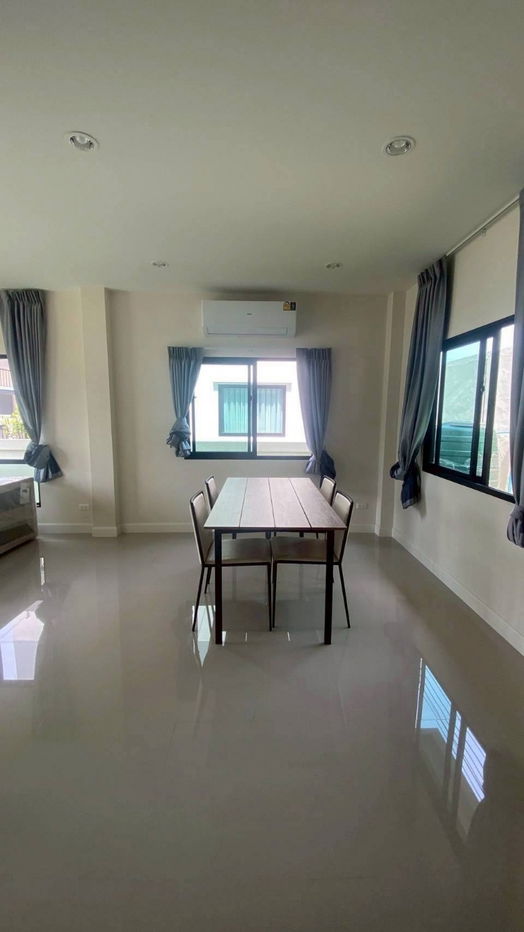 picture CPN Ninn Wongwaen - Lam Luk Ka Klong 6 4bedroom - 4/8