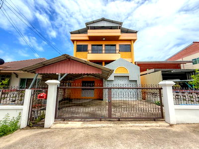 บ้านเดี่ยว ชลบุรี : ขายบ้านเดี่ยวมือสอง ศรีราชา เขตวังหิน ทำเลดี ใกล้แหล่งชุมชน 