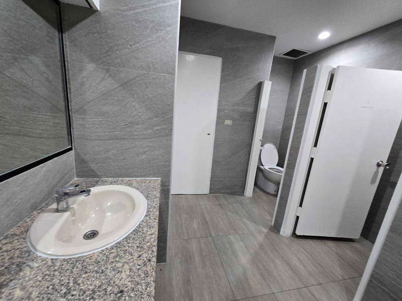 picture For Rent Bangkok Office Ratchadaphisek BTS Asok MRT Sukhumvit BRE24083 - 10/10