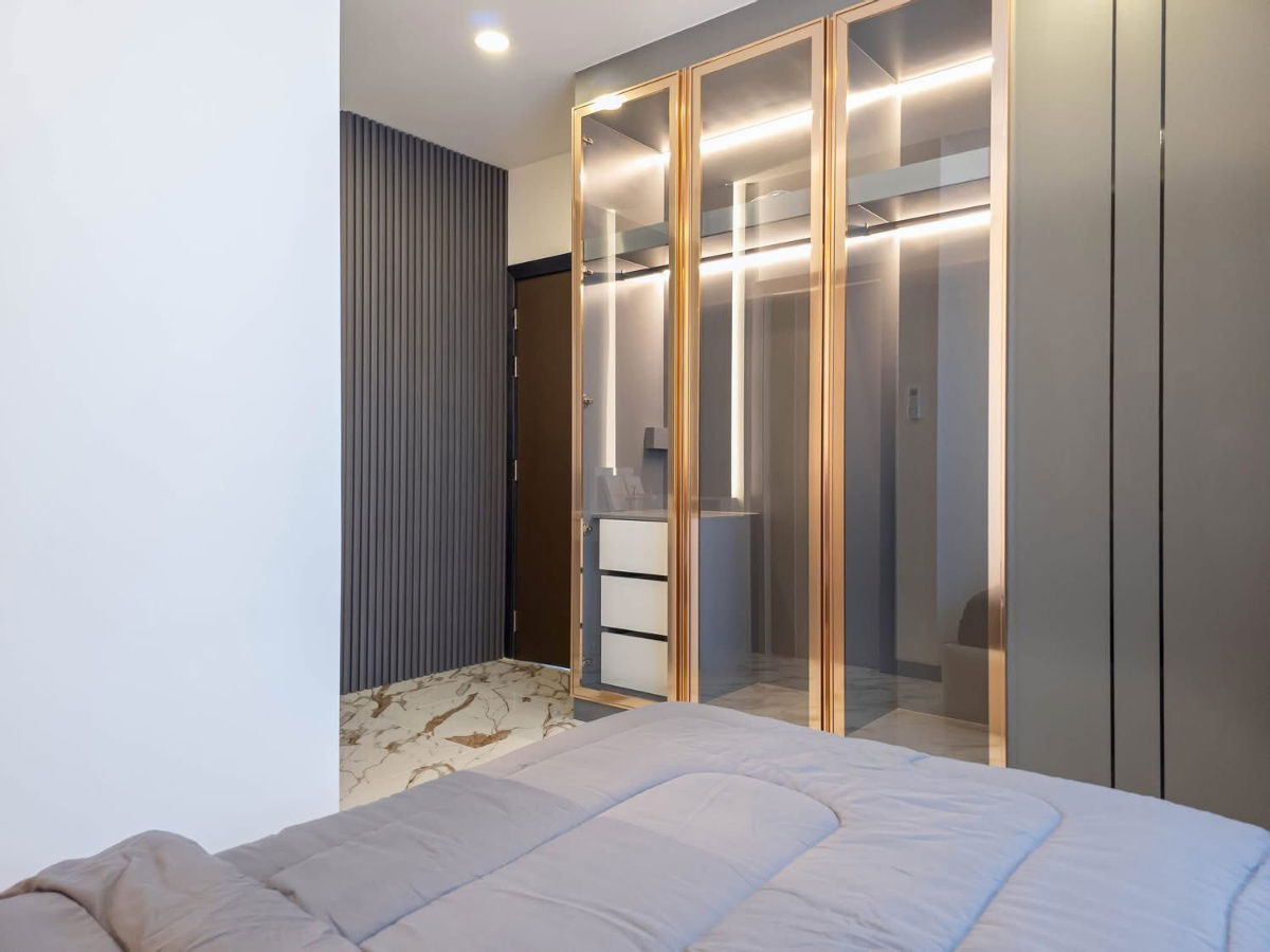 รูป ขายบ้านพลูวิลล่า สไตล์ โมเดิร์น เอกมงคล เทพประสิทธิ์ 23.9 ล้าน - รูปที่ 21/50