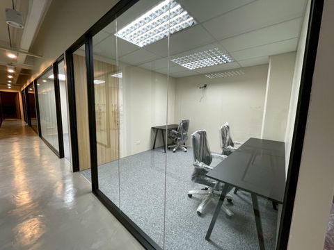 Serviced Office for rent, Tang Hua Pak Building, Rama 4, next to MRT Hua Lamphong