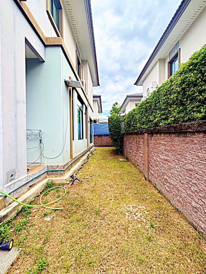 รูป บ้านให้เช่า ภัสสร เพรสทีจ – บางนา สุวรรณภูมิ 201 ตร.ม 4 นอน 3 น้ำ 55,000 เครื่องใช้ฟ้าครบ ห้องสวยพร้อมอยู่  คุณบี โทร 064-146-6445 (R571103) - รูปที่ 3/29