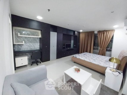 รูปภาพ High-Floor 1-BR 35 Sqm At Ratchada Orchid Near MRT Sutthisan (ID 2244655)