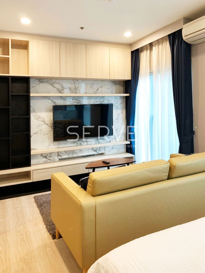 picture Corner Unit 2 Beds Nice Room Fully furnished Good Location Close to  MRT Thailand Cultural Centre Station, 80 m. @ Noble Revolve Ratchada - 1/7
