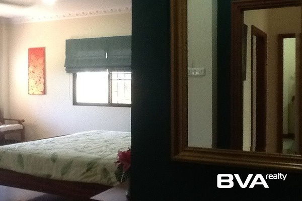 picture Siam Gardens house for sale East Pattaya, 4 bedrooms , 4 bathrooms, Siam Country Club golf course Rd.  - 25/32