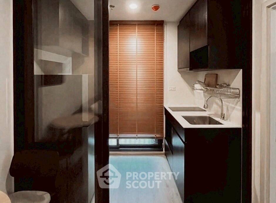 picture 1-BR Condo at Nue District R9 near MRT Phra Ram 9 (ID 2244256) - 3/5