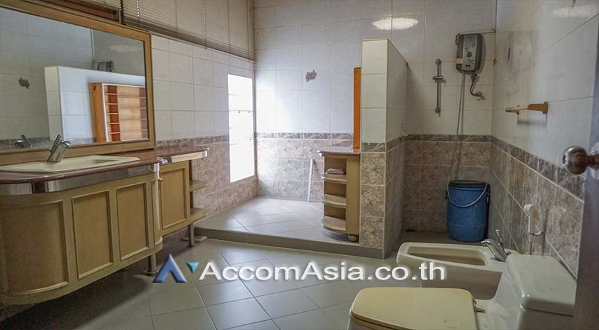 รูป 🔼🔽 AccomA 📩  4 BR House in Phra Khanong Nuea (AA26653) - รูปที่ 16/18