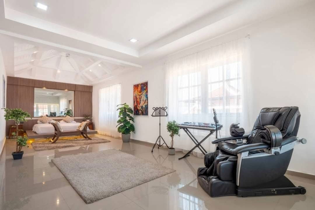 picture Selling villa style Thai - Bali Pattaya 19.0 million - 4/25