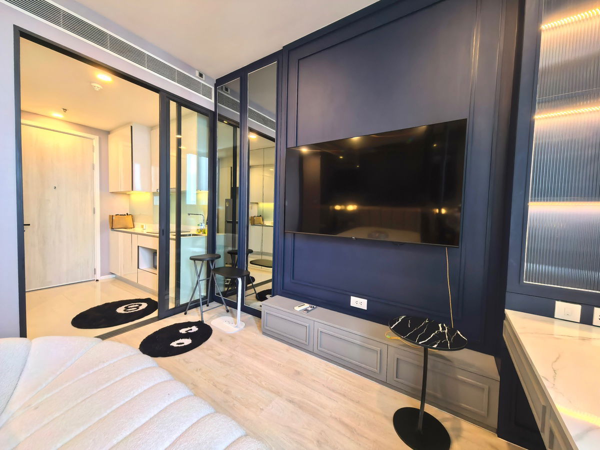 picture 🔥 Brand New! Fully Built-in, Steps from BTS Ratchayothin – Amazing Deal at Mazarine! 🔥 - 3/7