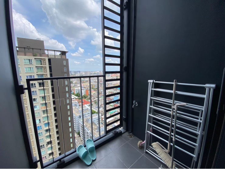 picture  🔥[For Sale] Urgent!! Duplex Condo for Sale – Ideo Sathorn – Wongwian Yai 🚅 Only 140 meters from BTS Wongwian Yai - 22/42
