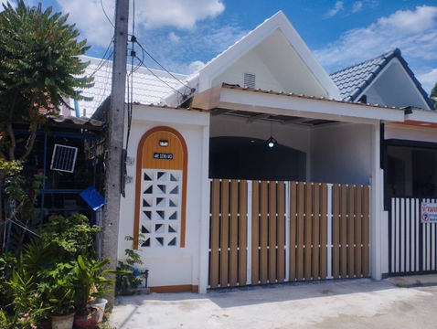 Town house near Industrial Estate in Lamphun