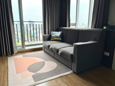 Condo Plus 30 meters for rent (available September 1, 2025). 1 bedroom, 34 sq m, 14th floor. Rent 11,000 baht/month.