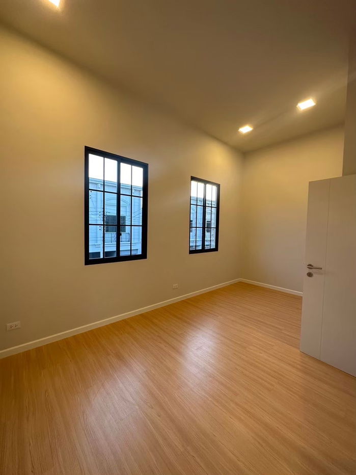 รูป 🏡 ขายบ้านเปล่า โครงการสิริเพลส เมกาบางนา - รูปที่ 8/12
