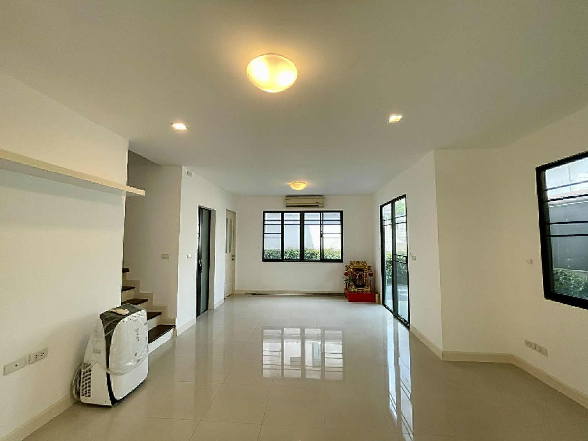 picture For Rent/Sale: 2-Storey Detached House – Prompat Prime Village I Khlong Sam Wa District - 3/18