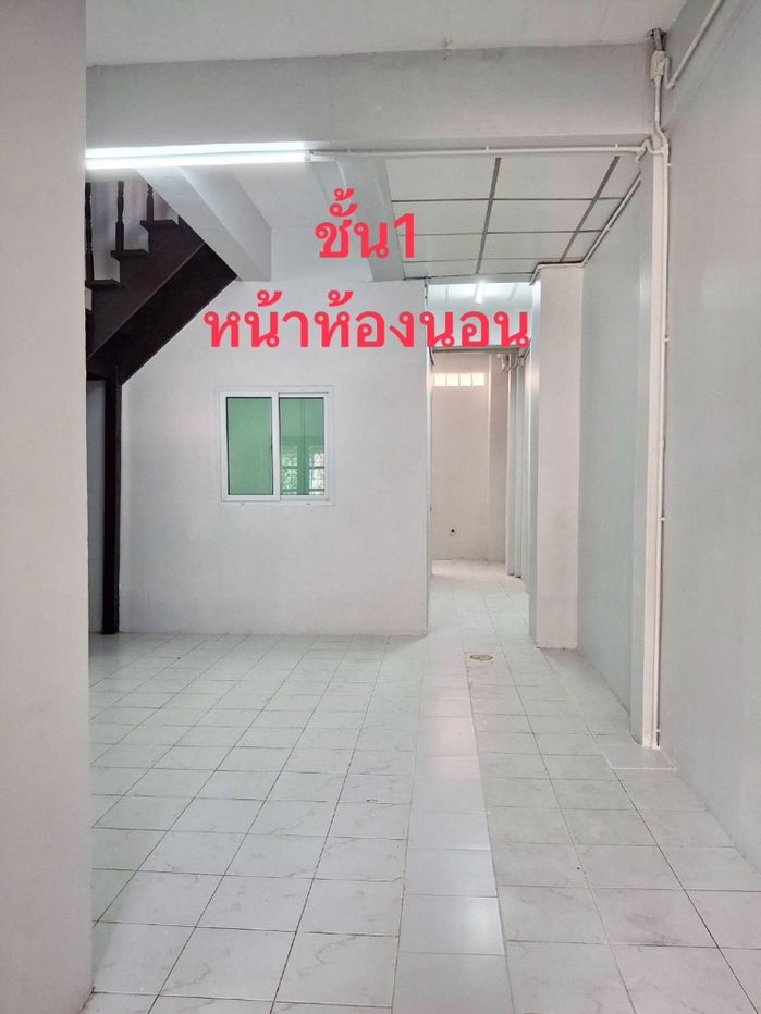 รูป ให้เช่าบ้านทาวเฮ้าส์ ซ.บรมราชชนนี76 (แยก5) ติดปั๊มปตท. อยู่ระหว่างพุทธมณฑลสาย3-4 ขาเข้า ปรับปรุงใหม่ สะอาด มีน้ำ/ไฟ พร้อมเข้าอยู่ - รูปที่ 2/12