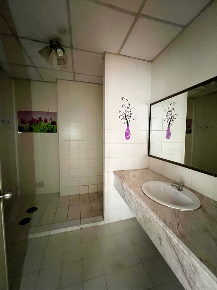 รูป  🔥[For Sale] ขายคอนโด fix ที่จอดรถ 2 ห้องนอน คันทรี คอมเพล็กซ์ (Country Complex) บางนา  ติดถนนสรรพาวุธ ใกล้ทางด่วน และ BTS บางนา🔥 - รูปที่ 18/36