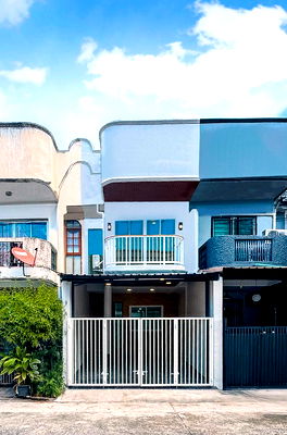Townhouses for sale Bangkok : 🔥💥 Urgent Sale! Newly Renovated Townhome in 84 Mansion, Prime Location, Ready to Move In – Only 900 m. from MRT Lat Phrao 71