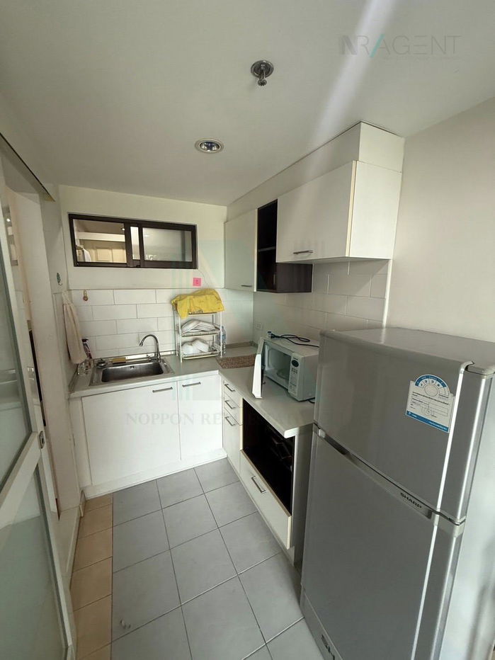 picture 📌 For Rent Condo LUMPINI PLACE NARATHIWAS - CHAOPRAYA Building 1, Floor 22,1 bed room, Room size 29 sqm - 6/8