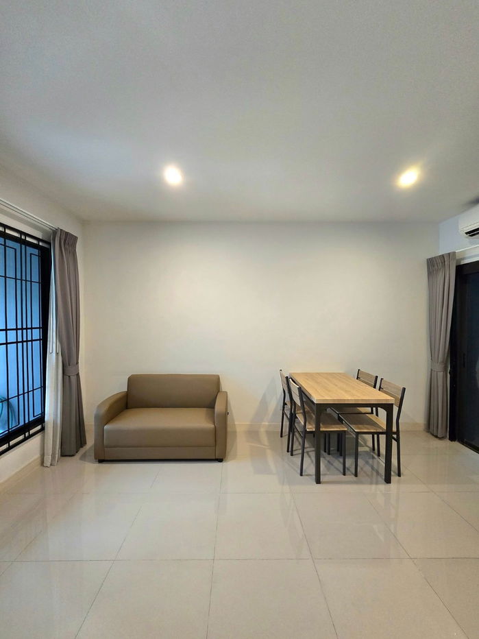 picture House for rent Pleno Sukhumvit-Bangna, ready to move in. If interested, contact Line @goodmanpro or call 0999029192. - 7/14