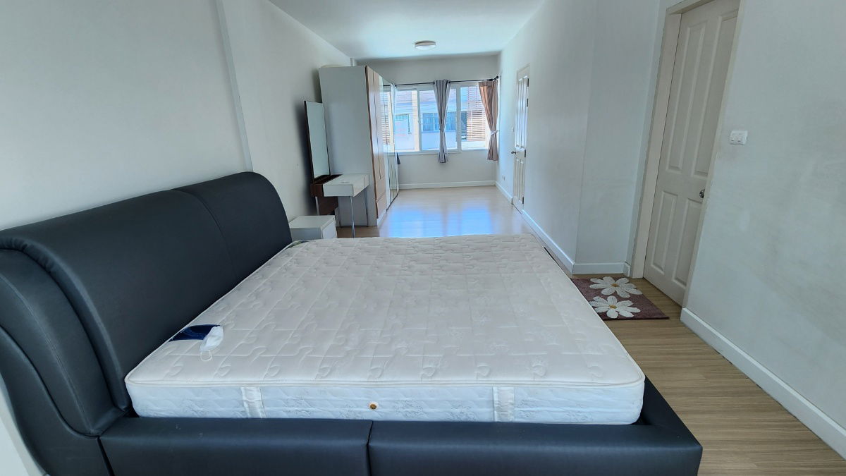 รูป 🏡 ให้เช่าทาวน์โฮม 3 ชั้น ย่านเกษตร–นวมินทร์ 24,000บาท/เดือน  - รูปที่ 9/16
